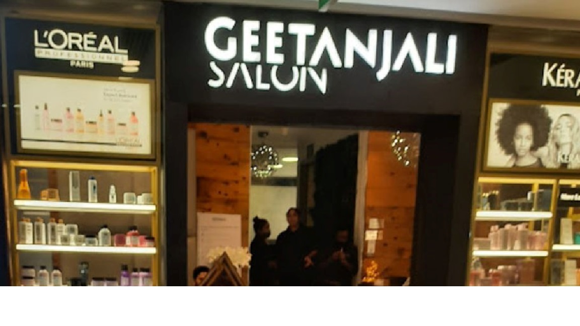 Geetanjali-Salon-sector-18-noida